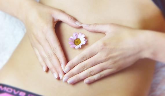 Comment entretenir sa flore vaginale grâce aux probiotiques ?